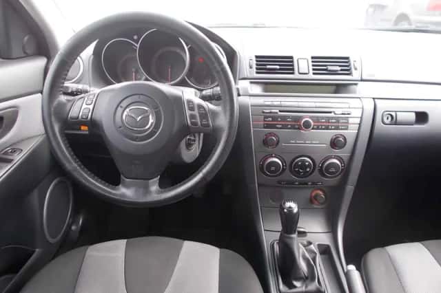 Mazda 3 (2007) thumbnail 5