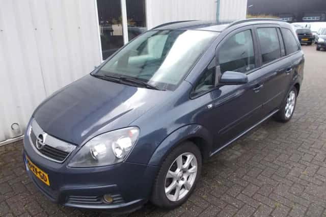 Opel Zafira (2007) thumbnail 1
