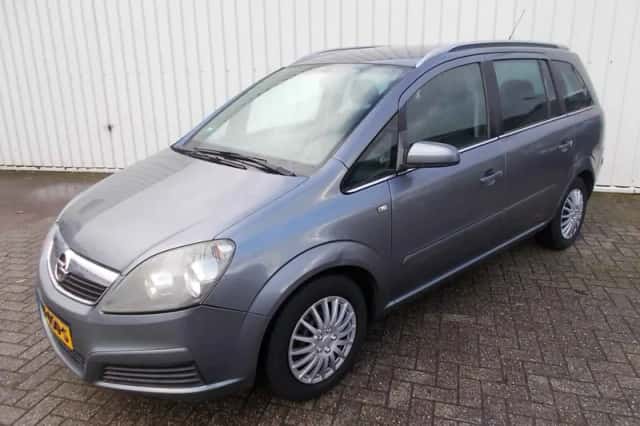 Opel Zafira (2006) thumbnail 1