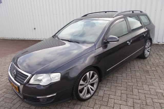 Volkswagen Passat (2007) thumbnail 1