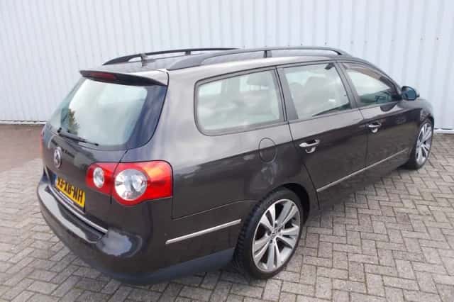 Volkswagen Passat (2007) thumbnail 2