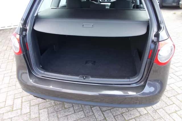 Volkswagen Passat (2007) thumbnail 6