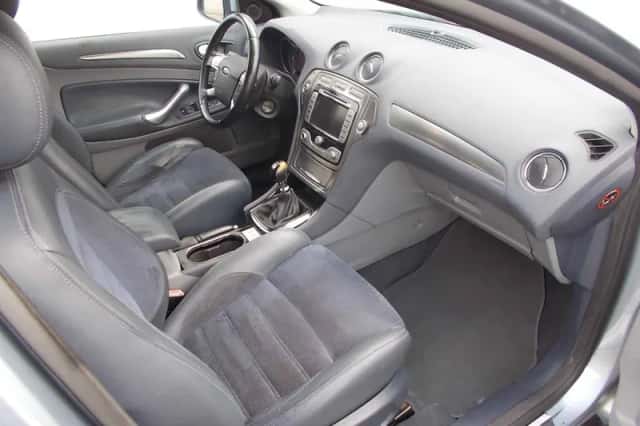 Ford Mondeo (2008) thumbnail 4