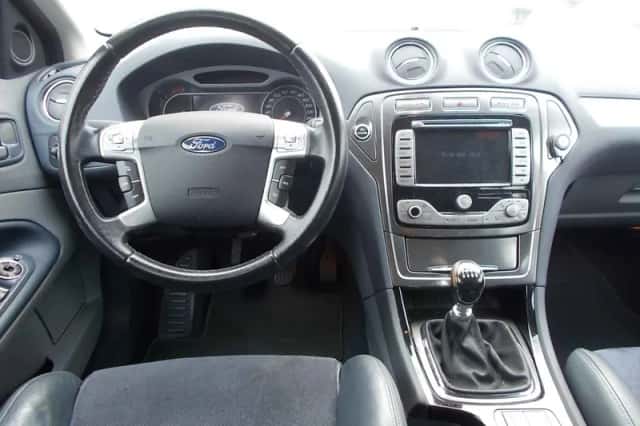 Ford Mondeo (2008) thumbnail 5
