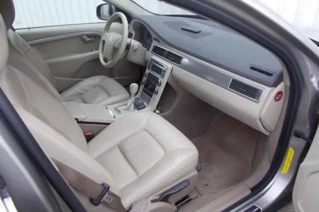 Volvo V70 (2008) thumbnail 4