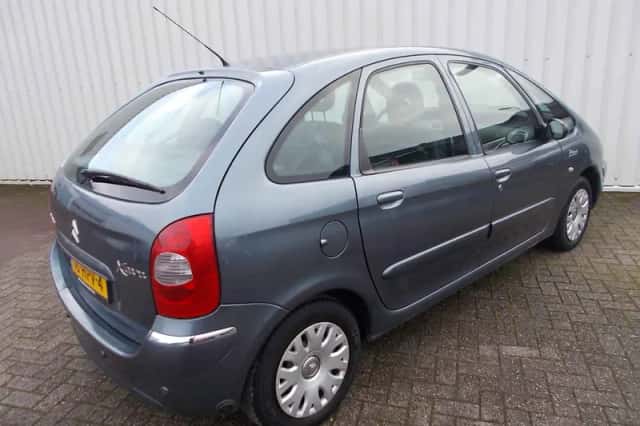 Citroën Xsara Picasso (2007) thumbnail 2
