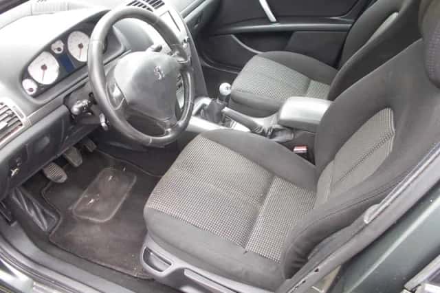 Peugeot 407 (2008) thumbnail 3