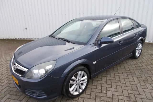 Opel Vectra (2007) thumbnail 1