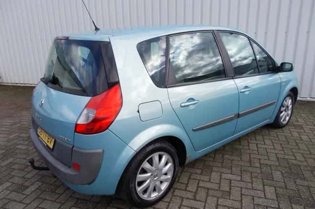 Renault Scénic (2007) thumbnail 2