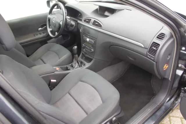 Renault Laguna (2007) thumbnail 4
