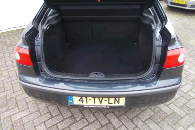 Renault Laguna (2007) thumbnail 6