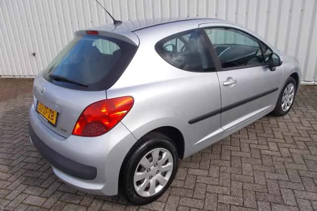 Peugeot 207 (2008) thumbnail 2