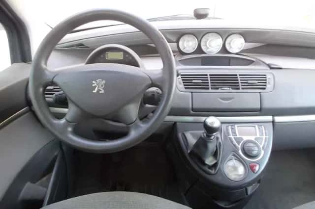 Peugeot 807 (2007) thumbnail 5