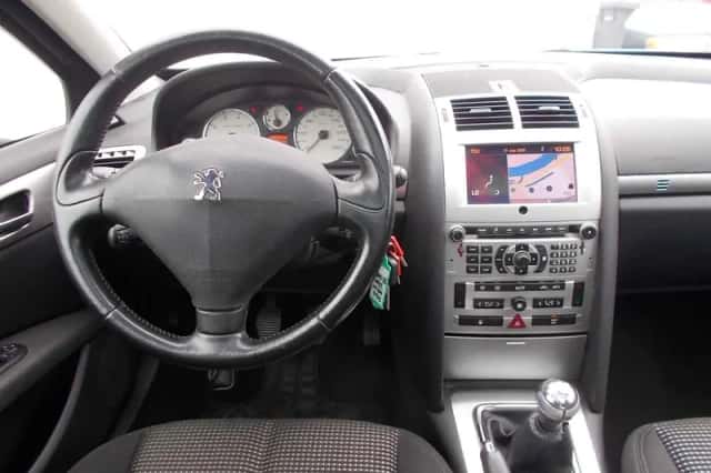 Peugeot 407 (2008) thumbnail 5