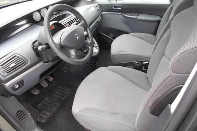 Peugeot 807 (2008) thumbnail 3