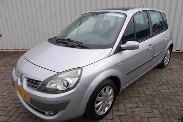 Renault Scénic (2008) thumbnail 1