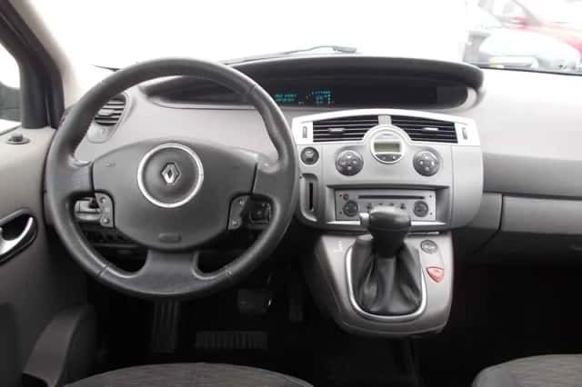 Renault Scénic (2008) thumbnail 5