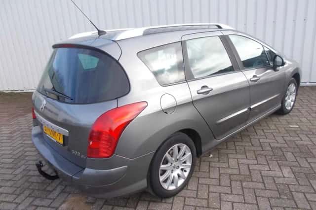 Peugeot 308 (2008) thumbnail 2