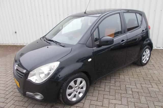 Opel Agila (2008) thumbnail 1