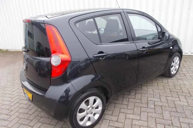 Opel Agila (2008) thumbnail 2