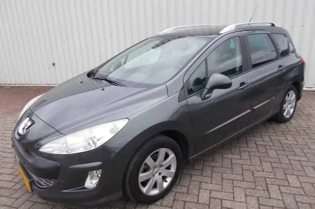 Peugeot 308 (2011) thumbnail 1