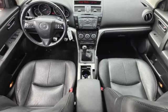 Mazda 6 (2010) thumbnail 5