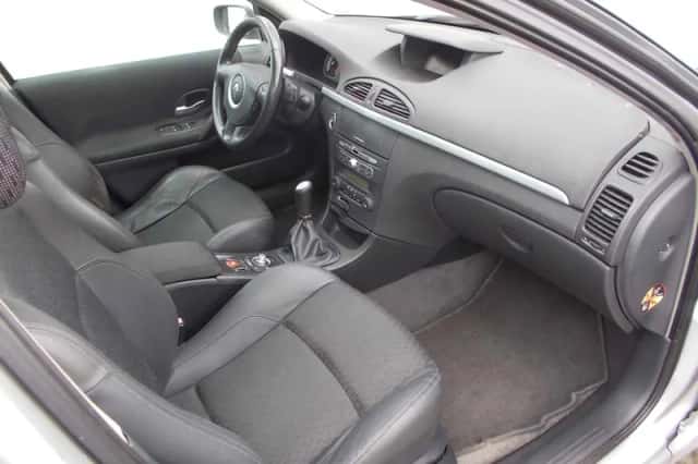 Renault Laguna (2008) thumbnail 4