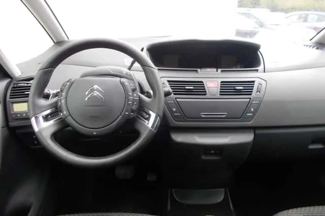 Citroën C4 Picasso (2011) thumbnail 5