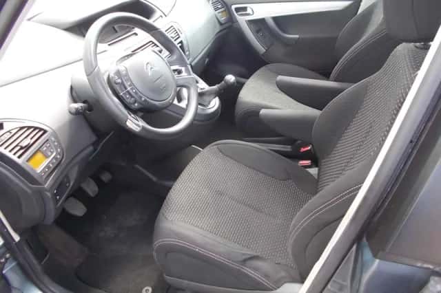 Citroën C4 Picasso (2011) thumbnail 3