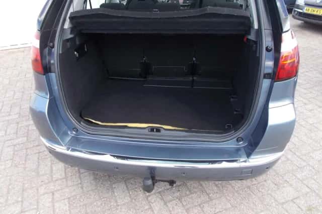Citroën C4 Picasso (2011) thumbnail 6