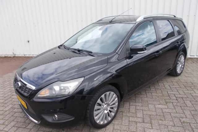 Ford Focus (2009) thumbnail 1