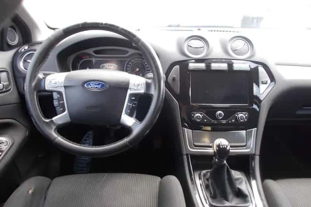 Ford Mondeo (2010) thumbnail 5