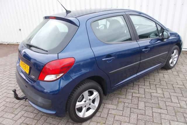 Peugeot 207 (2009) thumbnail 2