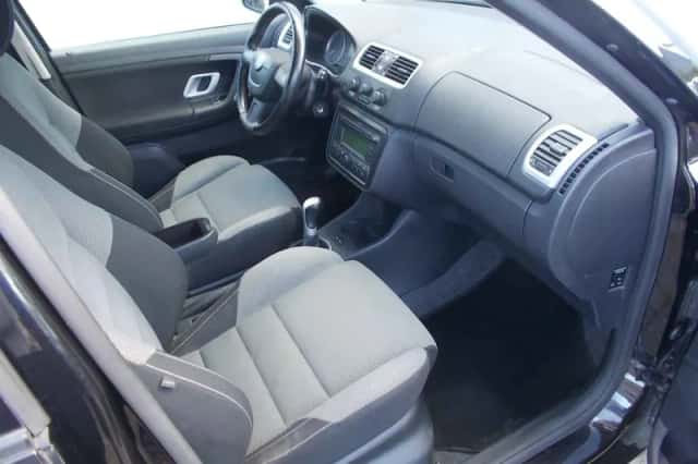Škoda Fabia (2009) thumbnail 4
