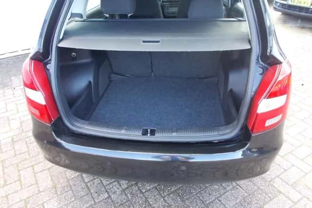 Škoda Fabia (2009) thumbnail 6
