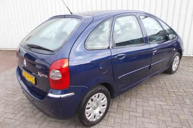 Citroën Xsara Picasso (2006) thumbnail 2