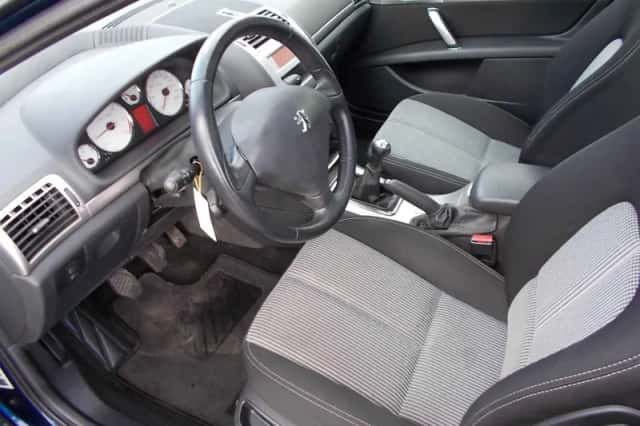 Peugeot 407 (2007) thumbnail 3