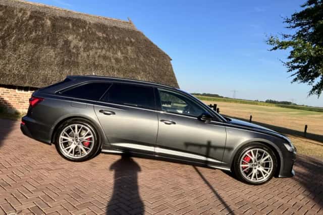 Audi A6 (2023) thumbnail 2
