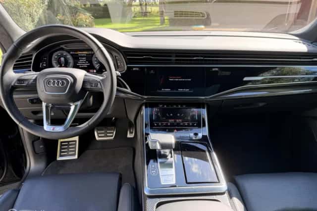 Audi Q8 (2023) thumbnail 5