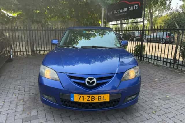 Mazda 3 (2007) thumbnail 2