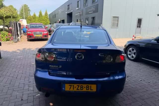 Mazda 3 (2007) thumbnail 5