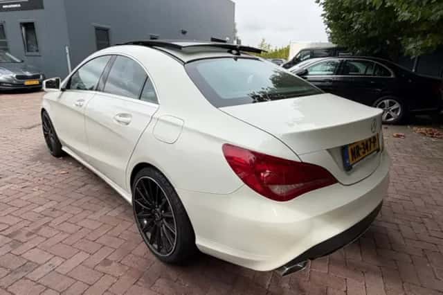 Mercedes-Benz CLA-Klasse (2013) thumbnail 4