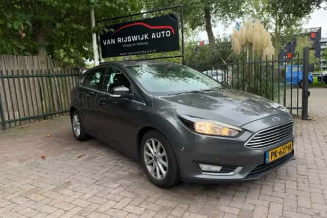 Ford Focus (2017) thumbnail 1