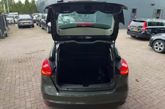 Ford Focus (2017) thumbnail 5