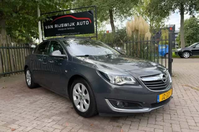 Opel Insignia (2016) thumbnail 1