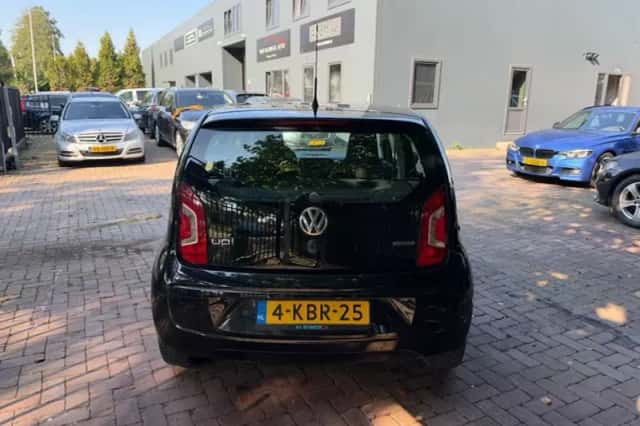 Volkswagen Up! (2013) thumbnail 5