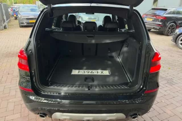 BMW X3 (2019) thumbnail 6