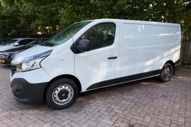 Renault Trafic (2018) thumbnail 3