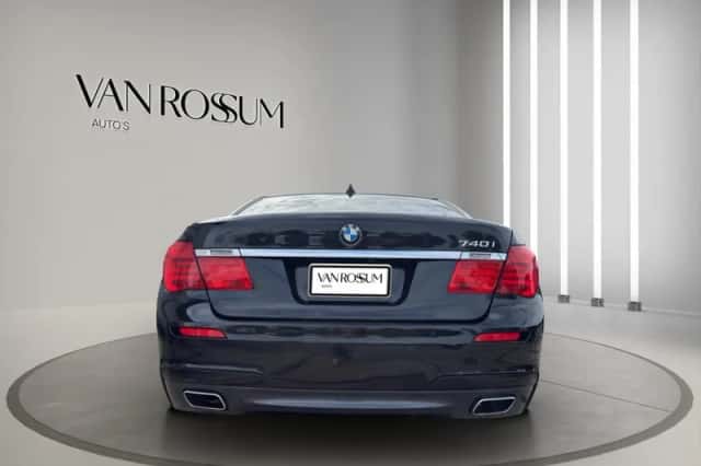 BMW 7-Serie (2012) thumbnail 4