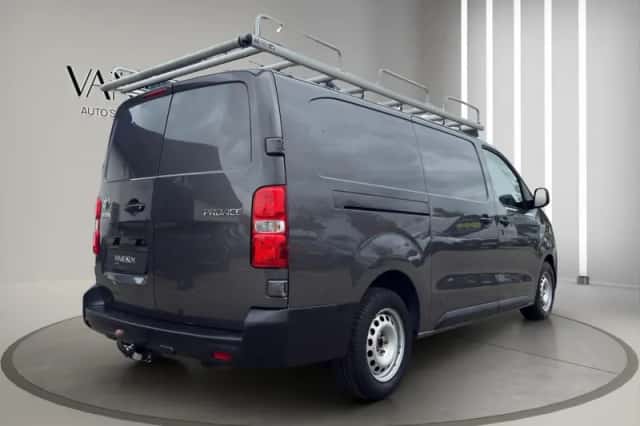 Toyota Proace (2018) thumbnail 3